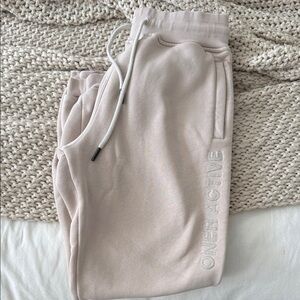 Oner Active Women’s Cream Joggers